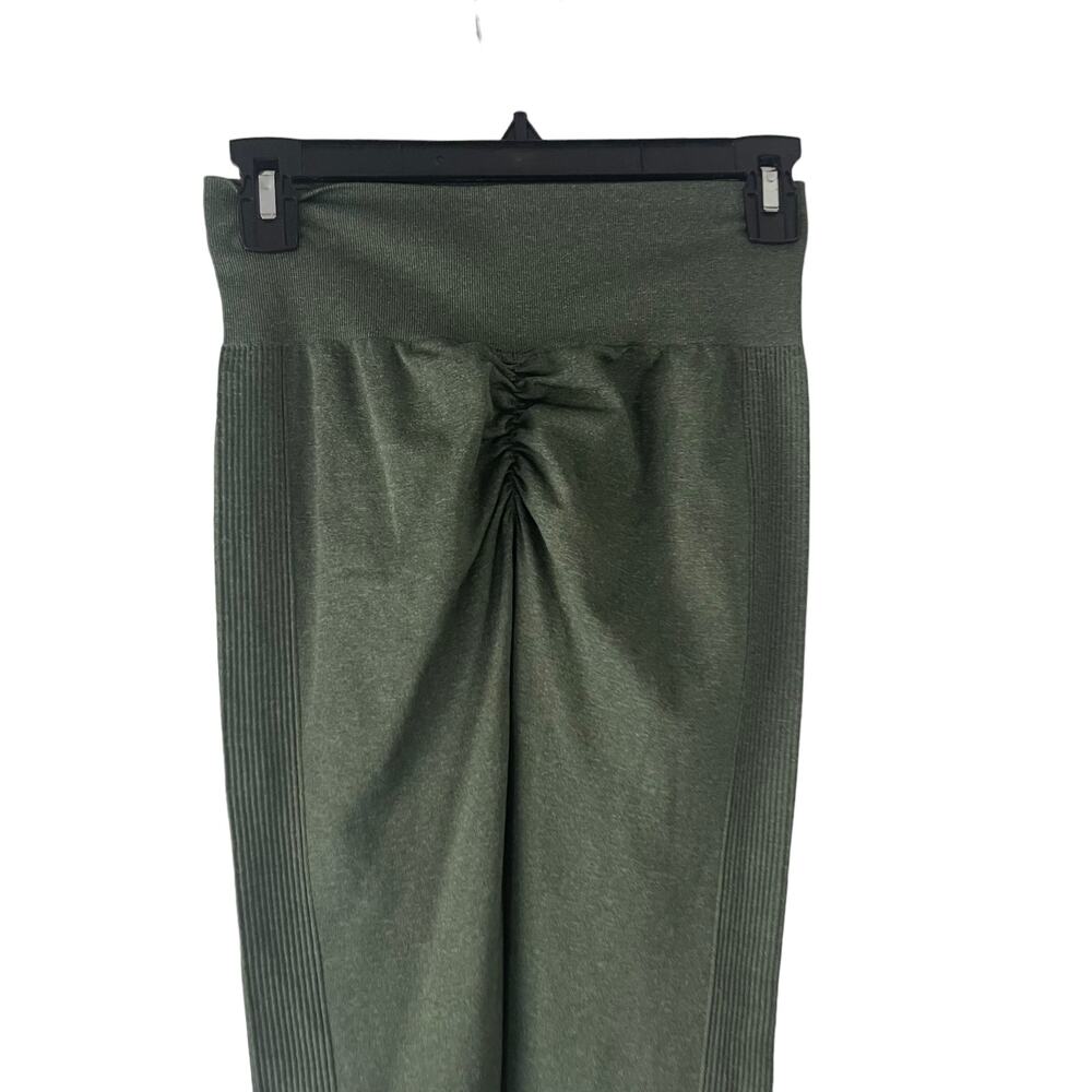 ABS2B Women's Size Medium Green‎ Seamless Contoring Fitness Leggings